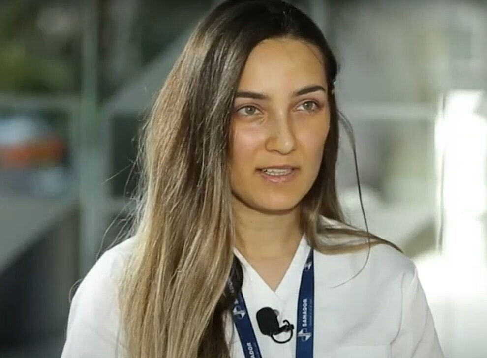 Dr. Georgiana Dragomir, medic specialist parodontologie la Clinica de Stomatologie SANADOR.